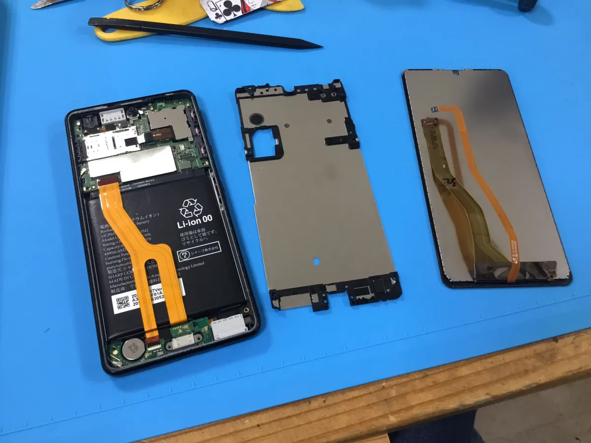 AQUOS sense4lite】のバッテリーを即日交換！データそのまま対応可能